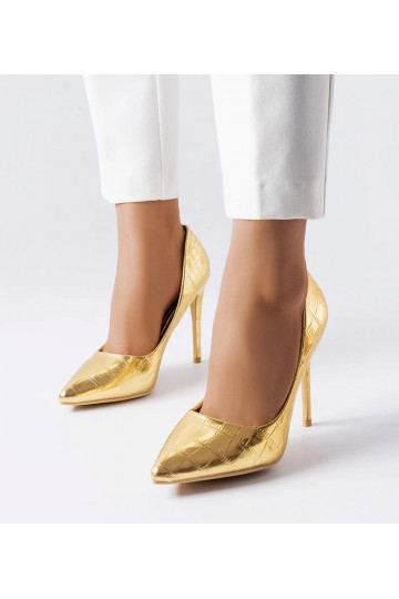 Zapatos de tacón alto...