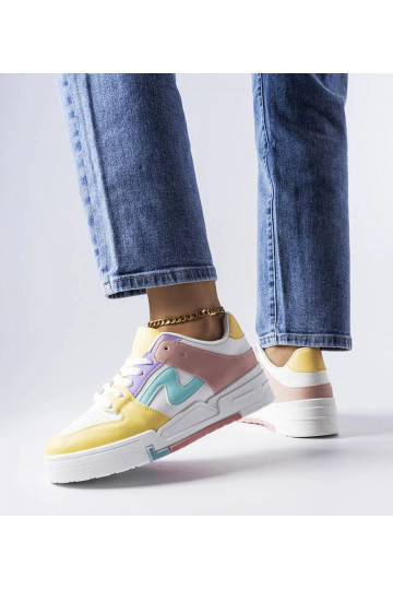 Zapatos rosas y amarillos... 2