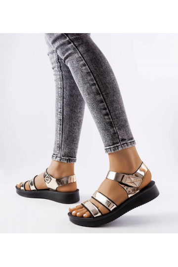 Sandalias Brices de charol... 2