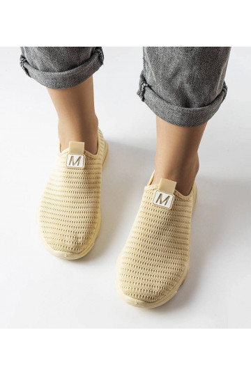 Zapatillas sin cordones... 2