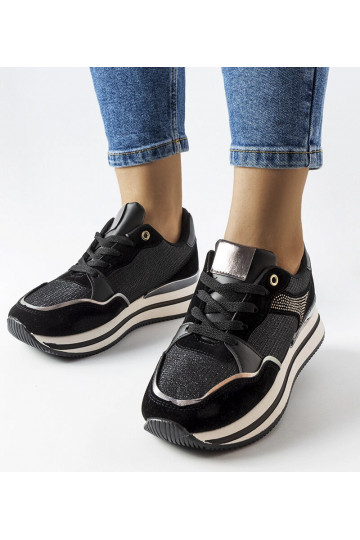 Zapatillas deportivas...