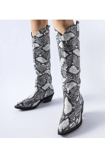 Botas vaqueras con estampado de serpiente en blanco y negro de Chapin