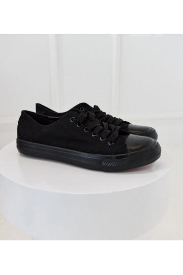 Zapatillas Roope negras...