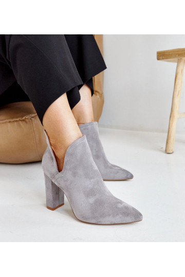 Botines de tacón...