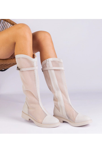 Botas altas de malla blanca...