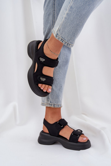 Sandalias ligeras con plataforma color negro Deniffia