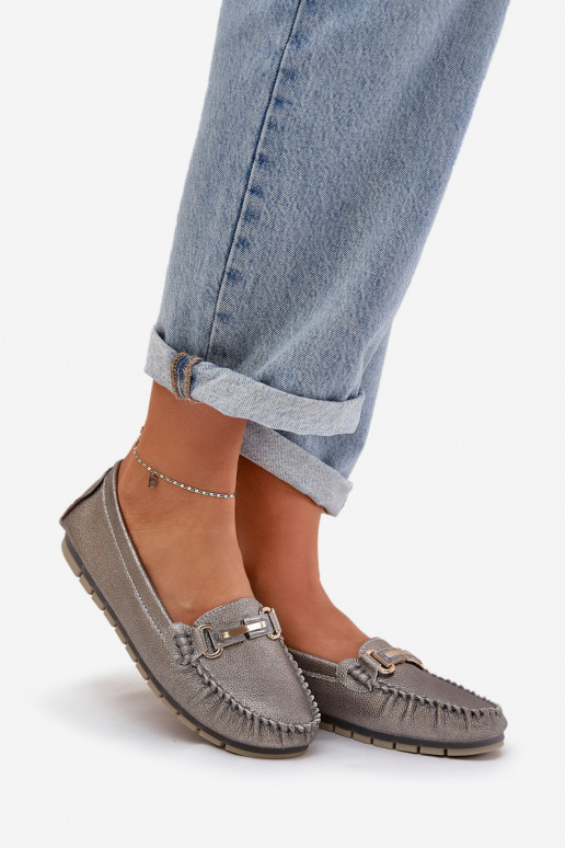 con brillo isósceles Mocasines Hecho de cuero natural D&A LR51-546 color plata