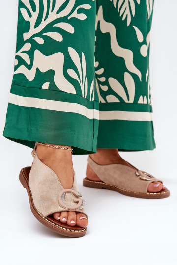 Sandalias planas con adornos color arena Haliones 2