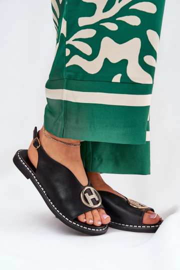 Sandalias planas de estilo elegante con adornos color negro Iseliria 2