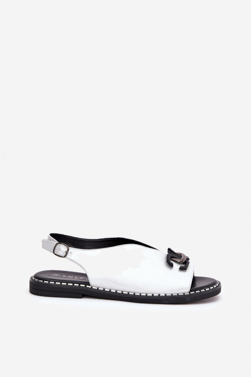 sandalias con tacones anchos con adornos de cuero ecológico color plata Tillireta sandalias con tacones anchos con adornos de cuero ecológico color plata Tillireta