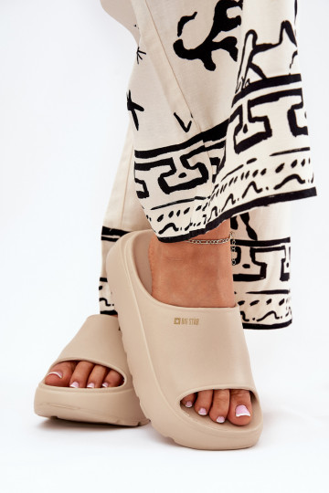 Zapatillas ligeras zapatillas de mujer con una plataforma Big Star RR274A569 beige