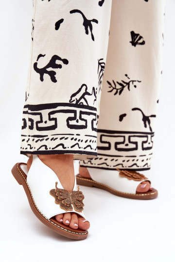 Sandalias de mujer con tacones anchos y adornos color blanco Setorina