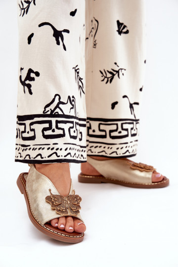 Sandalias de mujer con tacones anchos y adornos color dorado Setorina 2