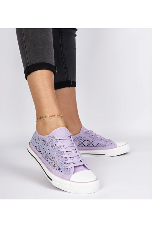 Zapatillas moradas para mujer caladas...