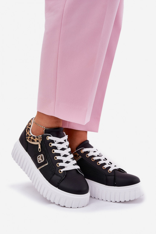 zapatillas Femenino con una plataforma de cuero ecológico con estampados de piel de leopardo de color negro Velionna