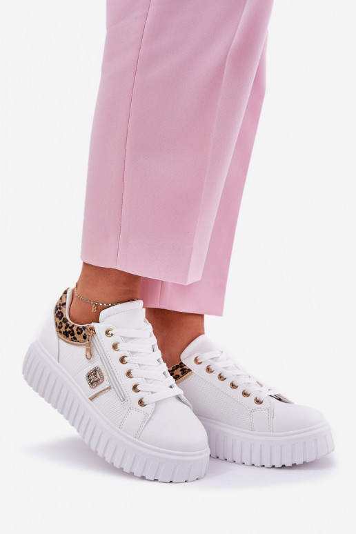 zapatillas Femenino con una plataforma de cuero ecológico con estampados de piel de leopardo el color blanco Velionna