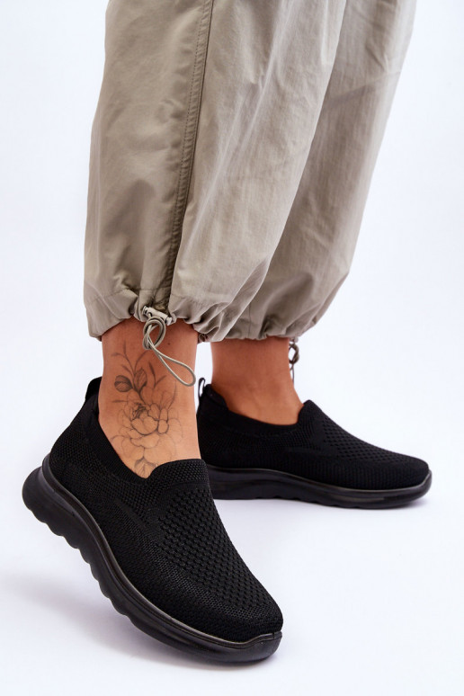 Femenino Zapatillas  Un modelo convincente de color negro Adiora Femenino Zapatillas  Un modelo convincente de color negro Adiora