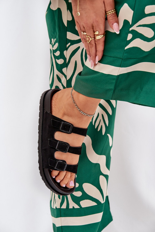 zapatillas de mujer con rayas I con hebillasmi de color negro Uliri