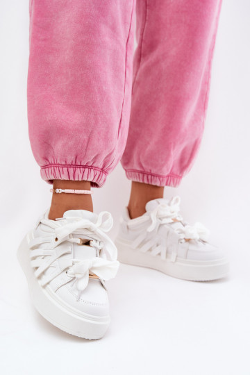 Eko Piel Zapatillas modelo zapatos. con una plataforma el color blanco Penolle 2