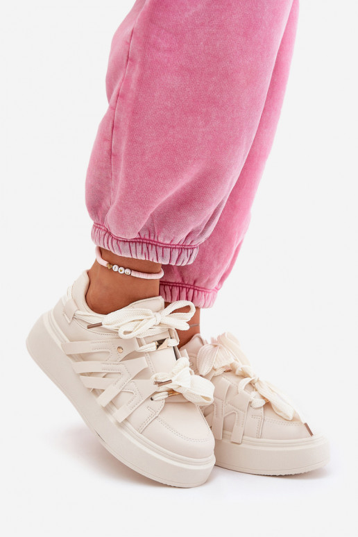 Eko Piel Zapatillas modelo zapatos. con una plataforma beige Penolle