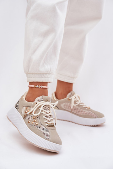 Zapatillas deportivas para mujer con malla y clavos color arena Ogalda