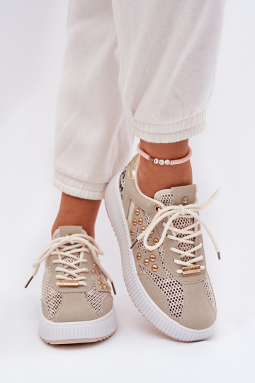 Zapatillas deportivas para mujer con malla y clavos color arena Ogalda 2