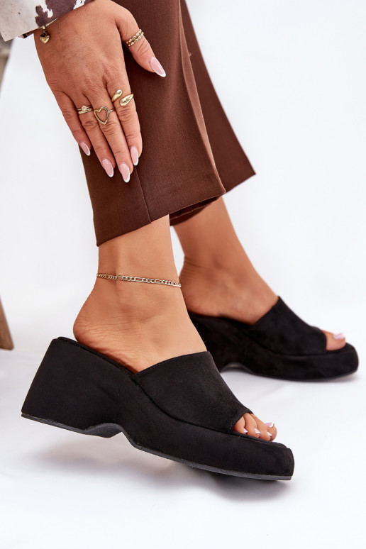 Eko Zapatillas de ante para mujer. con una plataforma I Koturnie de color negro Afisal