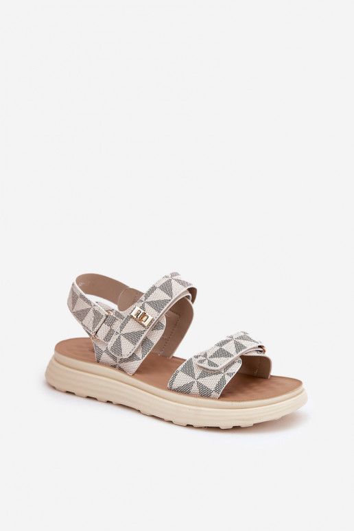  Sandalias de mujer con una plataforma beige Leriot