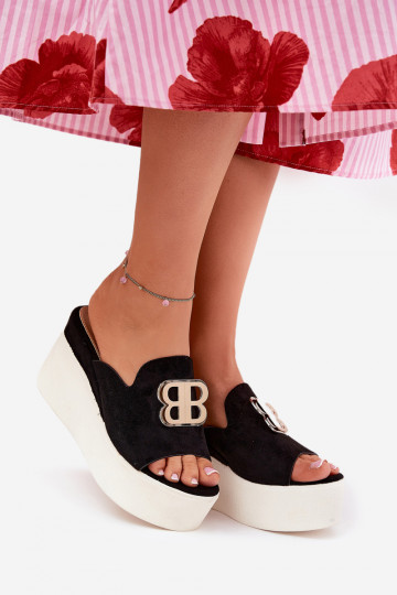 chanclas con plataforma y cuña decoradas negras Tanonea 2