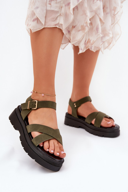 Sandalias de mujer con una plataforma de cuero ecológico de color caqui Gevinniser Sandalias de mujer con una plataforma de cuero ecológico de color caqui Gevinniser