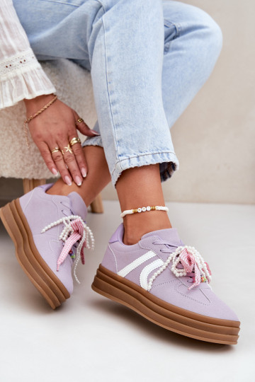 Zapatillas modelo batai Mujer con plataforma y bonitos detalles color violeta Vinness