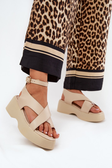 Sandalias de mujer con plataforma y cuña de cuero ecológico en color arena Tenzorus