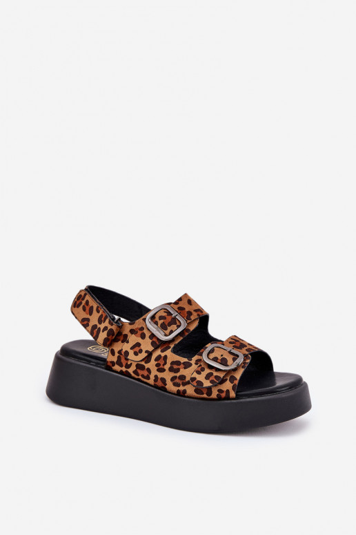 Sandalias de mujer con una plataforma I Koturnie con hebillas con estampados de piel de leopardo color marrón Genorre