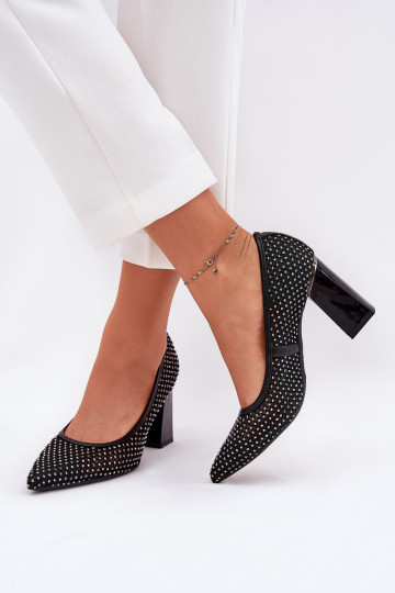 Zapatos decorados con malla y tacones Vinceza 62211 color negro 2
