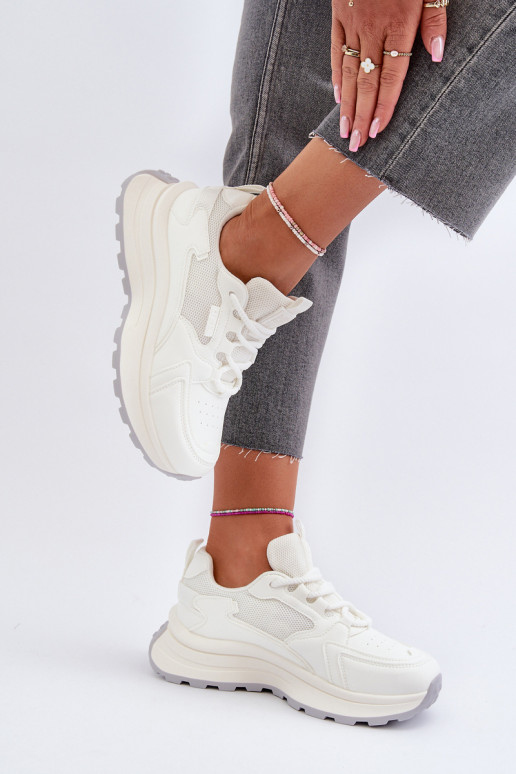 Zapatillas modelo zapatos. Femenino HI-POLY SYSTEM Big Star NN274A107 el color blanco Zapatillas modelo zapatos. Femenino HI-POLY SYSTEM Big Star NN274A107 el color blanco